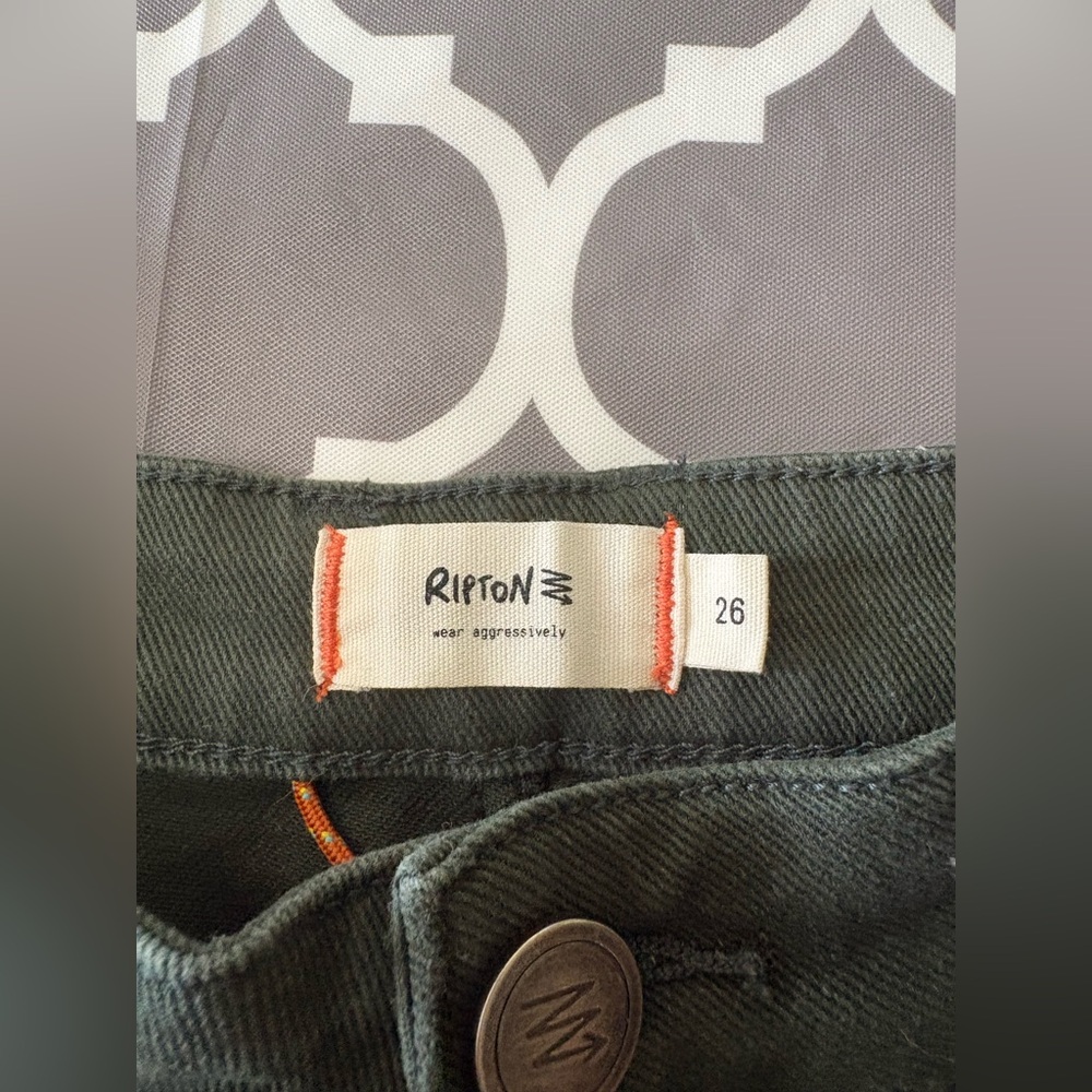 Ripton Women's Chore Canvas Shorts - Picture 3 of 9